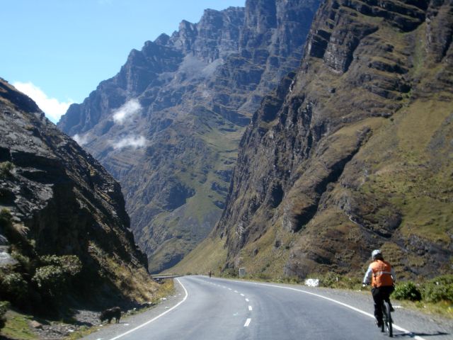 biking_in_the_bolivian_andes.jpg
