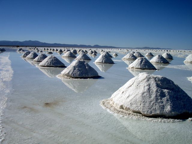 salt_piles.jpg