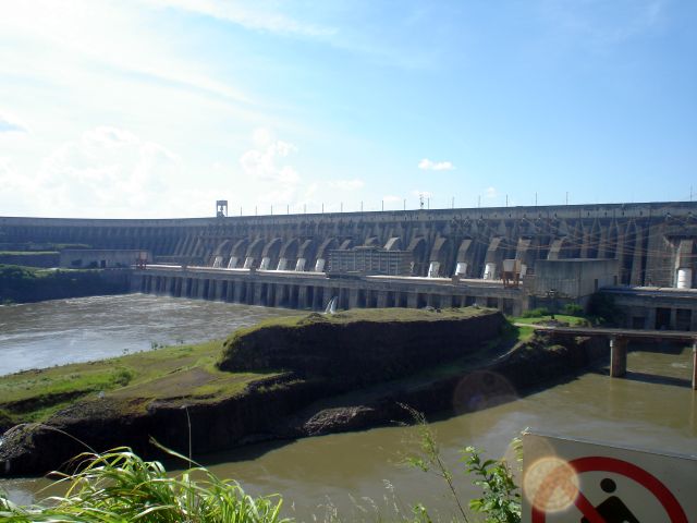 hydroelectric_dam3.jpg