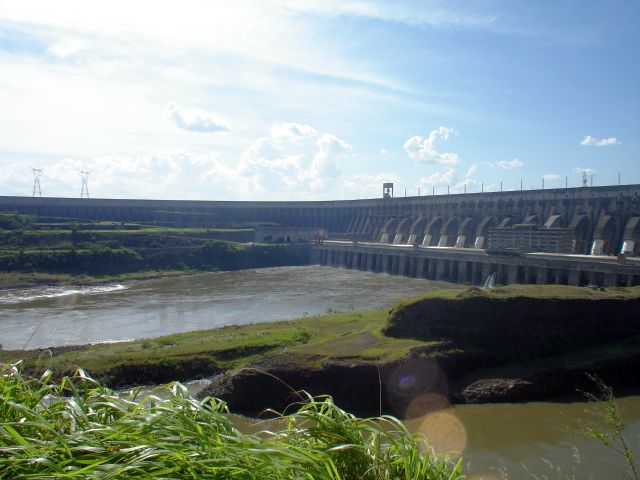 hydroelectric_dam4.jpg
