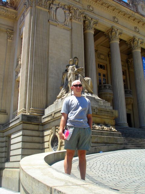 rio_government_building2.jpg