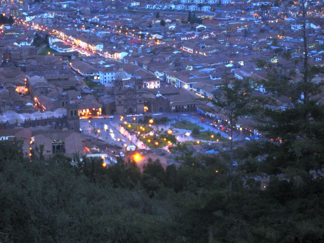 cuzco_at_night3.jpg