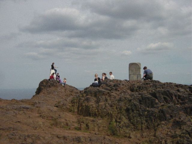 res_top_of_arthurs_seat2.jpg