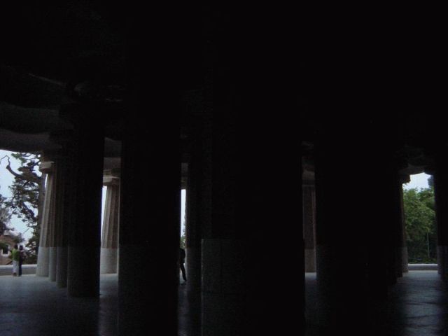 res_chamber_of_the_hundred_columns3.jpg