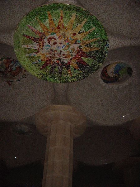 res_gaudi_ceiling2.jpg