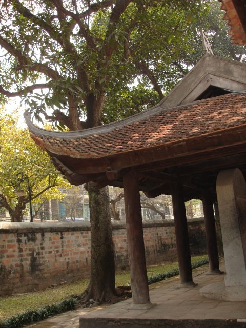 tiled roof literature temple